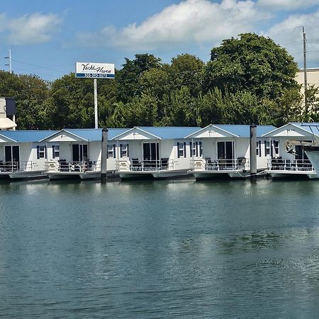 Hotel Yacht Haven à Marathon Extérieur photo